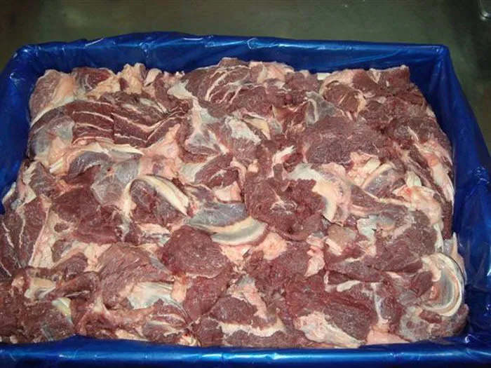 фотография продукта Мясо говяжих голов 100 рублей с НДС